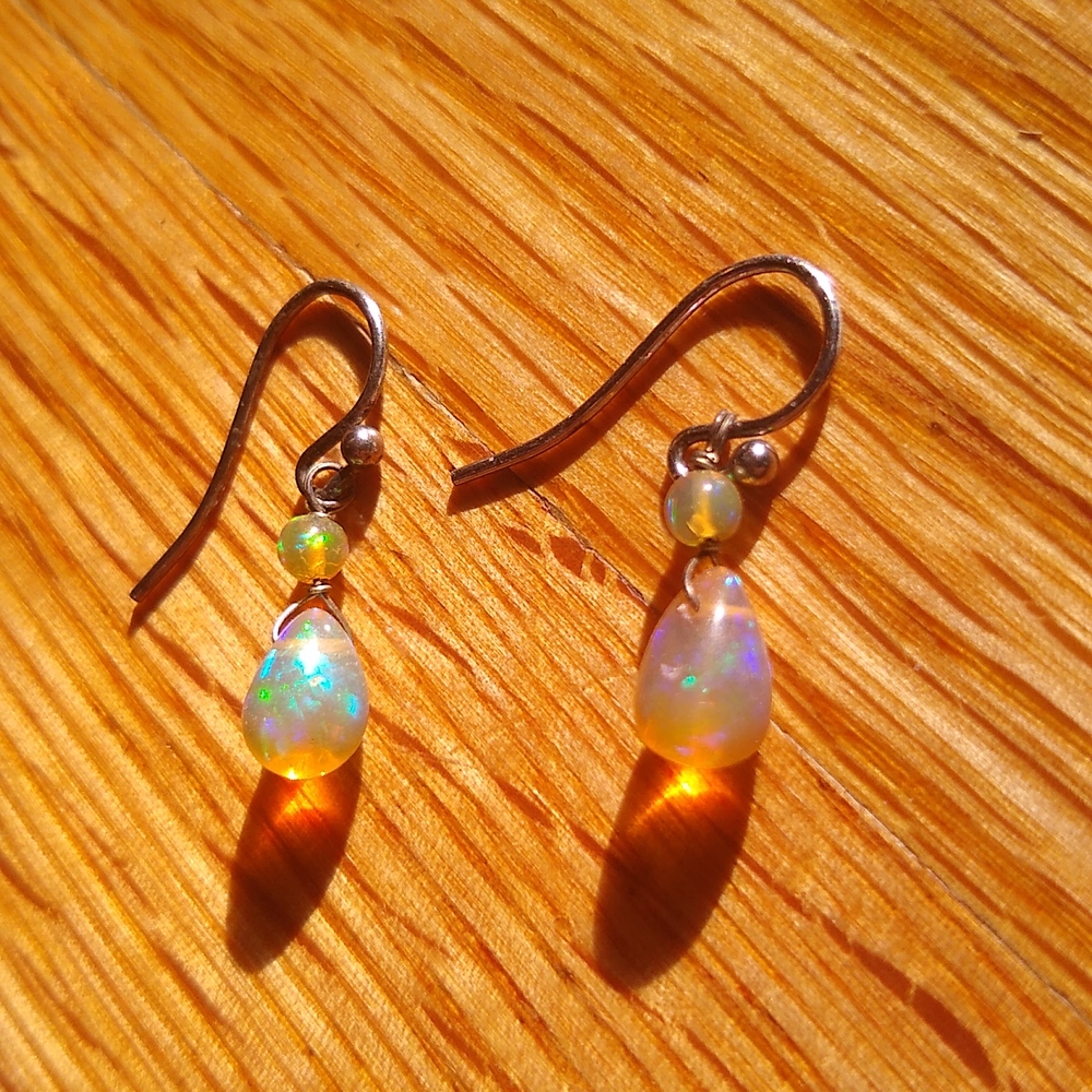 Gorgeous fire opal teardrop earrings - Picture 3 of 8